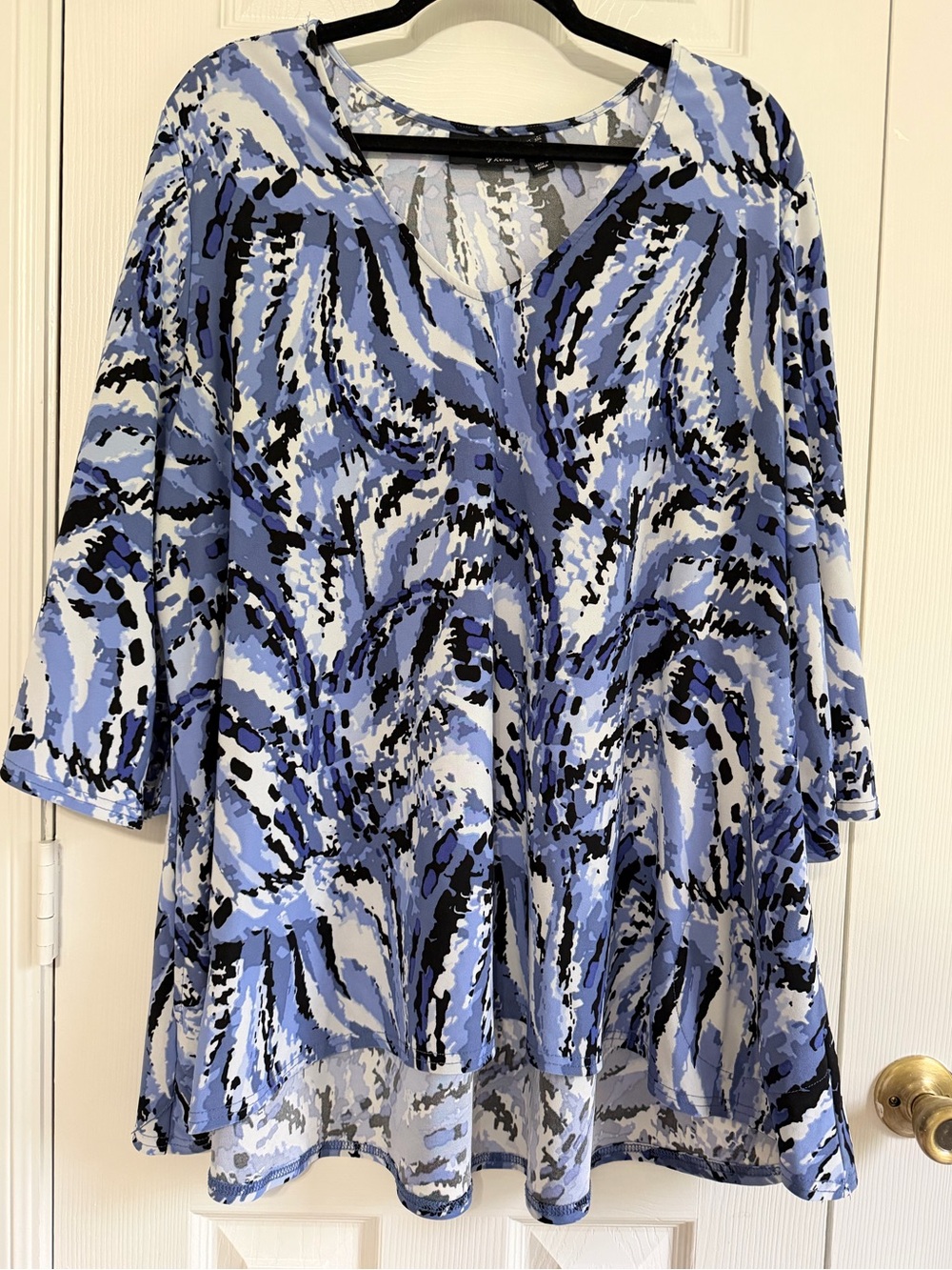Attitudes By Renee Women’s 2X Blue Abstract Print Tunic Top 3/4 Sleeve Plus Size